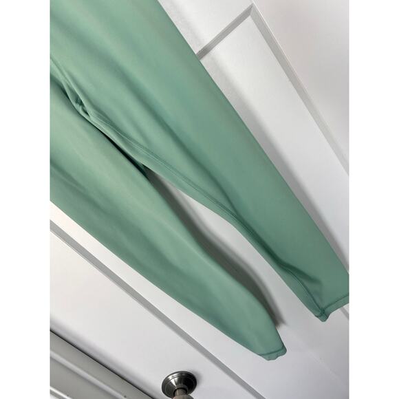 Athleta Women Transcend 7/8 Tight Legging Workout Yoga Stretch Light Green SZ XS - Picture 5 of 11